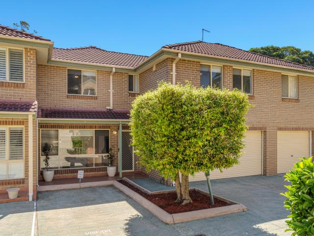 Townhouse for sale in Baulkham Hills, New South Wales