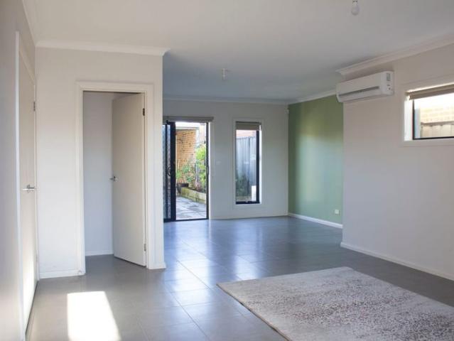 Townhouse for rent in Camerons Creek, Victoria