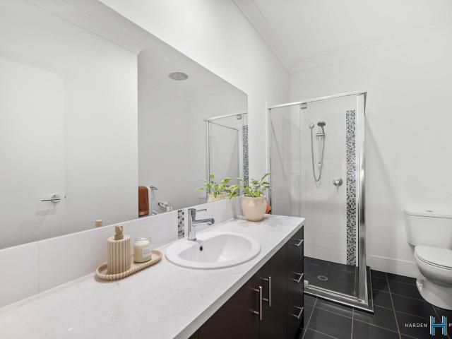 Townhouse for sale in Toombul, Queensland