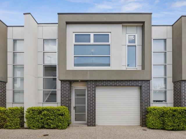 Townhouse for sale in Campbelltown, Adelaide