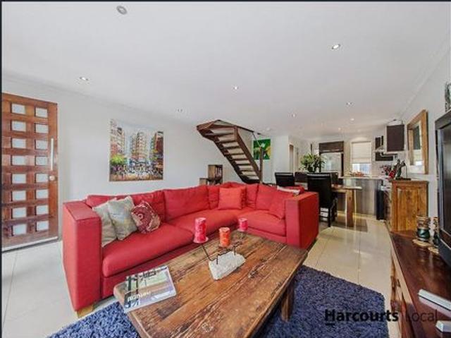 Townhouse for rent in Toombul, Queensland