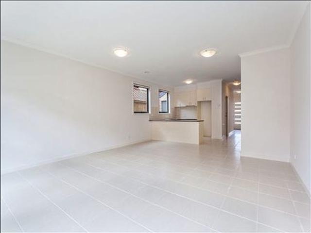 Townhouse for rent in Camerons Creek, Victoria