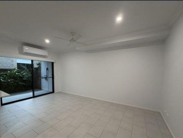 Townhouse for rent in Toombul, Queensland