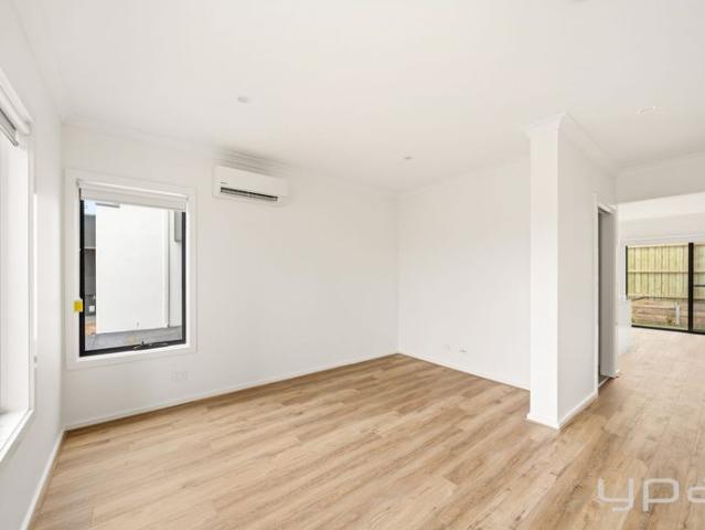 Townhouse for rent in Camerons Creek, Victoria