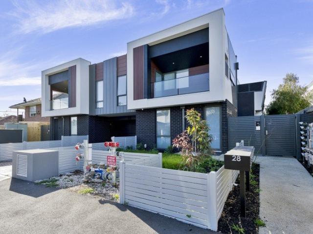 Townhouse for rent in Camerons Creek, Victoria