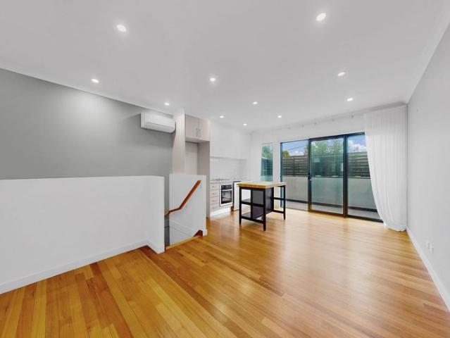 Townhouse for rent in Camerons Creek, Victoria