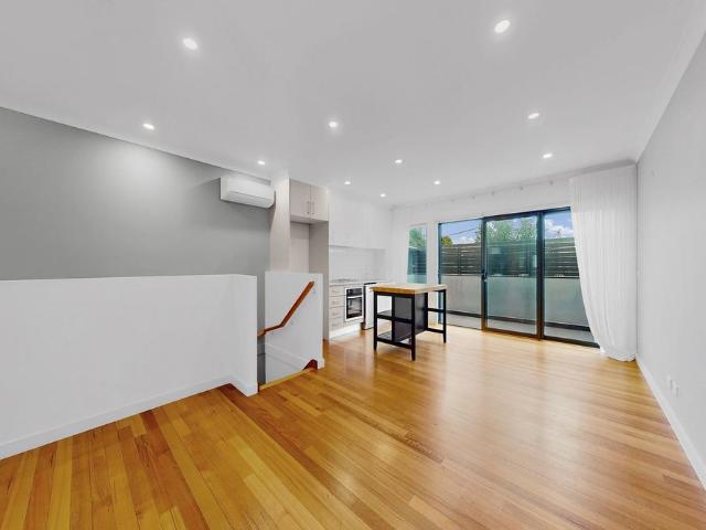 Townhouse for rent in Camerons Creek, Victoria