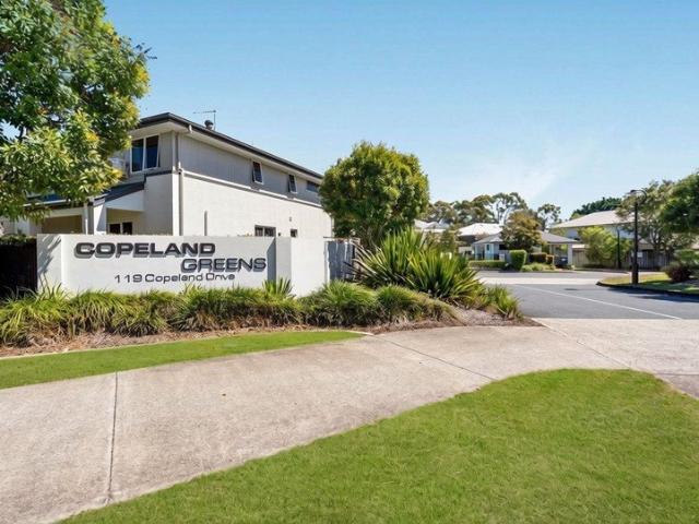 Townhouse for rent in Shearwater, Greater Brisbane