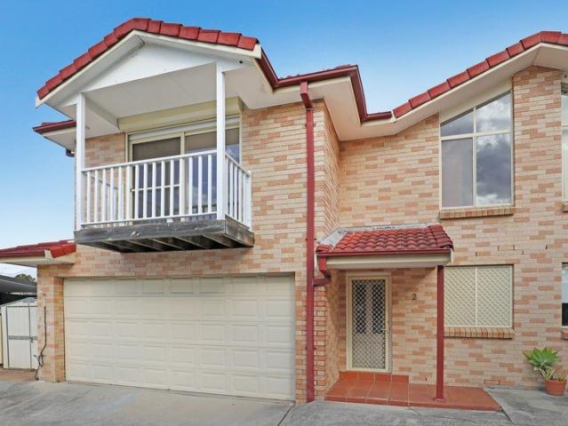 Townhouse for sale in Wollongong West, New South Wales