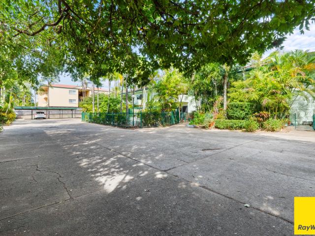 Apartment for sale in Cairns North, Queensland