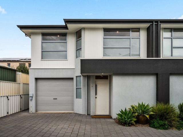 Townhouse for sale in Keswick, Adelaide