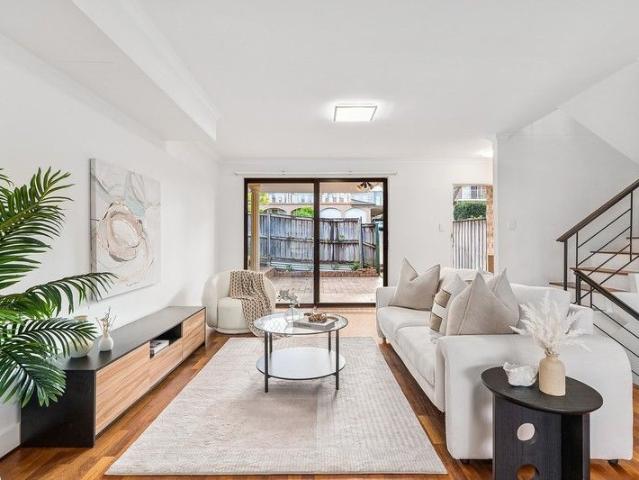 Townhouse for sale in Epping
