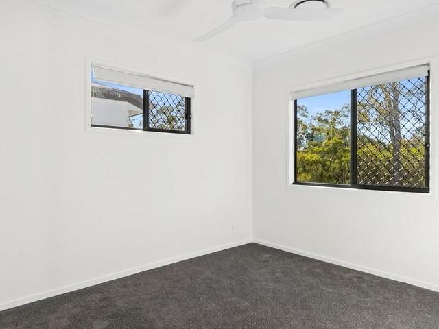 Townhouse for rent in Toombul, Queensland