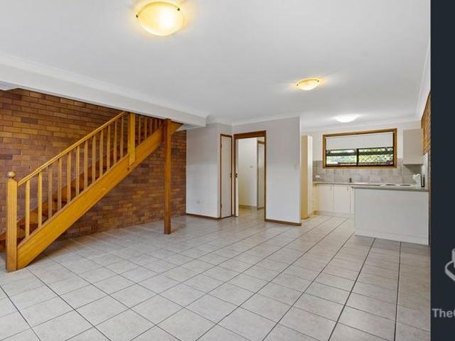 Townhouse for rent in Toombul, Queensland