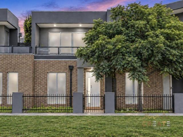 Townhouse for sale in Camerons Creek, Victoria