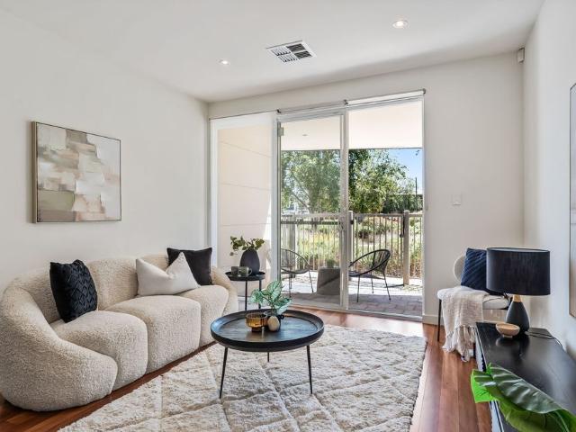 Townhouse for rent in Horseshoe Creek, South Australia