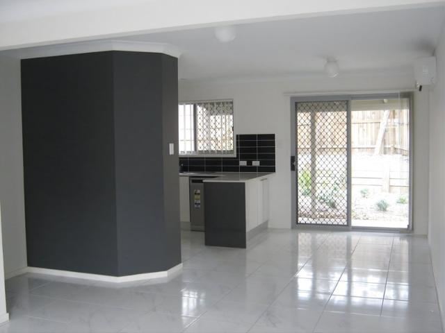 Townhouse for rent in Freshwater, Greater Brisbane