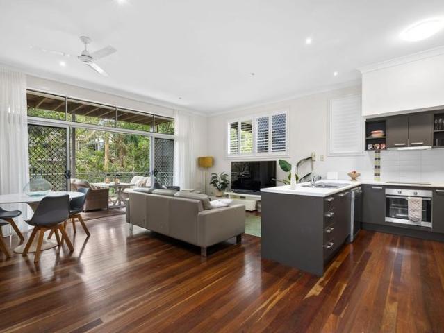 Townhouse for rent in Toombul, Queensland
