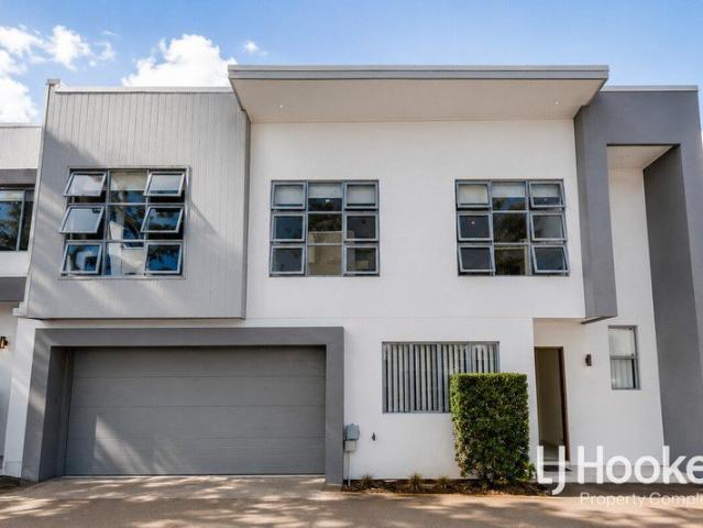 Townhouse for rent in Fernbrook, Queensland