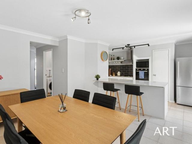 Townhouse for sale in Como, Western Australia