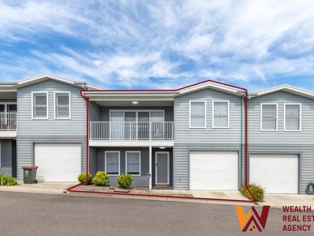 Townhouse for sale in Elermore Vale, Newcastle-Maitland