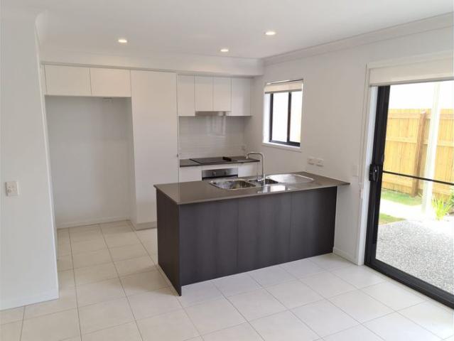Townhouse for rent in Toombul, Queensland