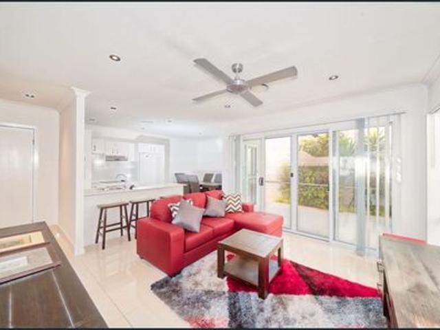 Townhouse for rent in Fernbrook, Queensland