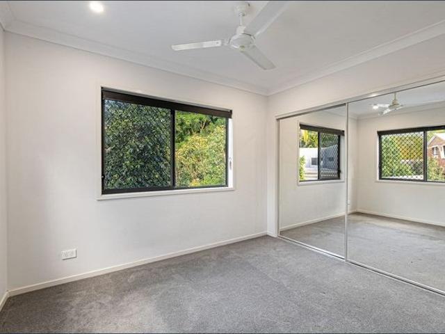 Townhouse for rent in Toombul, Queensland