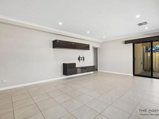 Townhouse for rent in Stirling, Western Australia