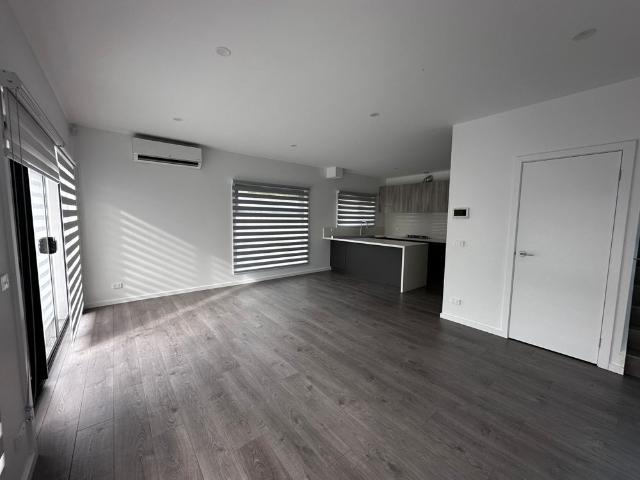 Townhouse for rent in Camerons Creek, Victoria