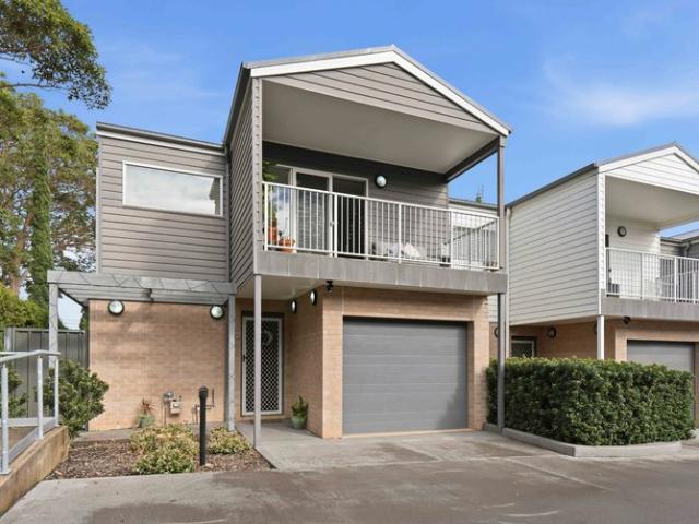 Townhouse for sale in Ambergate, New South Wales