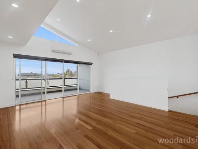 Townhouse for rent in Camerons Creek, Victoria