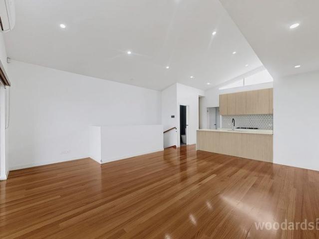 Townhouse for rent in Camerons Creek, Victoria
