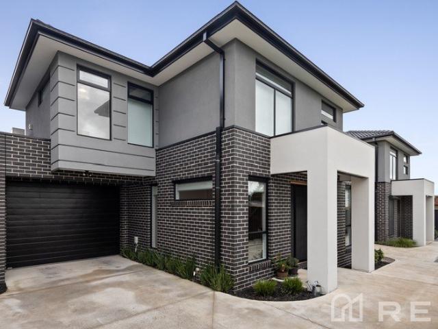 Townhouse for sale in Camerons Creek, Victoria