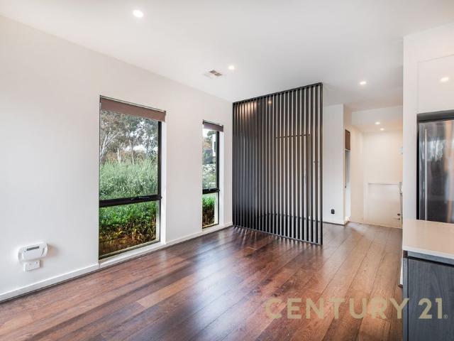 Townhouse for rent in Camerons Creek, Victoria