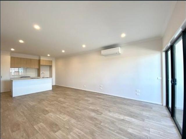Townhouse for rent in Camerons Creek, Victoria