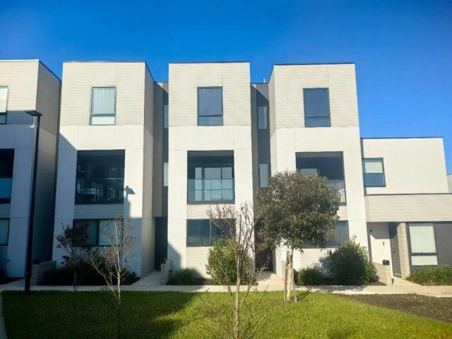 Townhouse for rent in Camerons Creek, Victoria