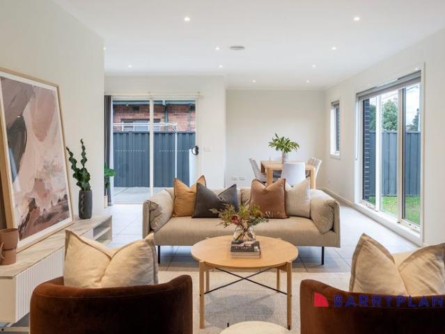Townhouse for rent in Preston, Melbourne