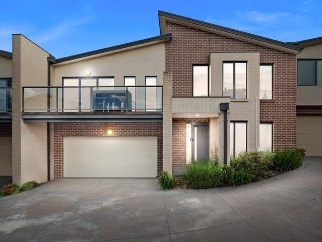 Townhouse for sale in Camerons Creek, Victoria