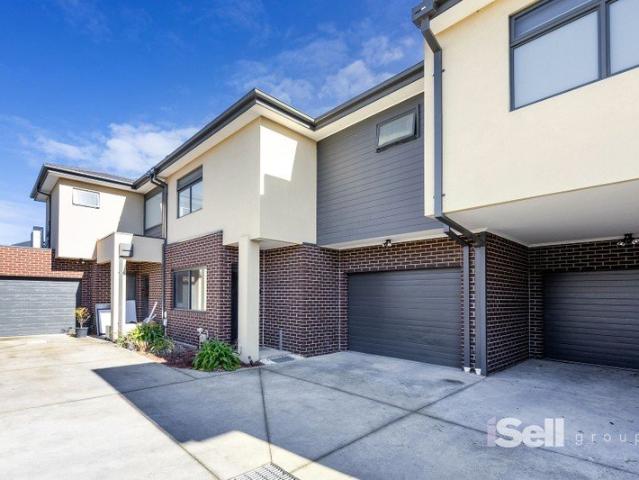 Townhouse for rent in Camerons Creek, Victoria