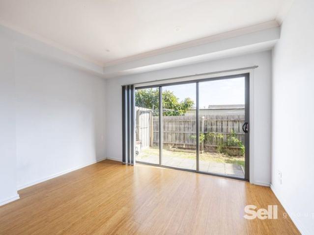 Townhouse for rent in Camerons Creek, Victoria