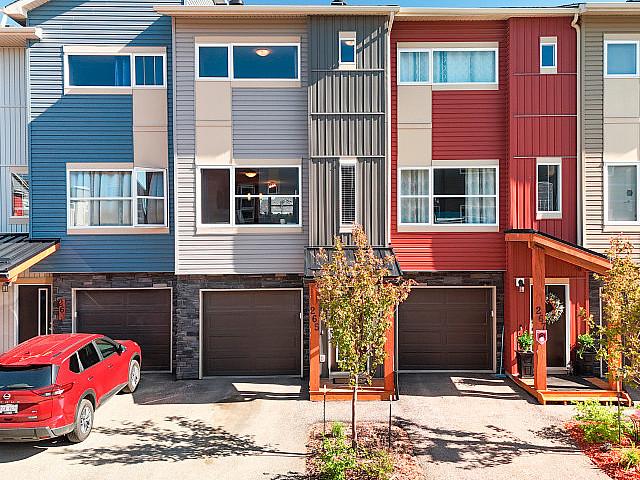 Condo for sale in Rolly View, Alberta