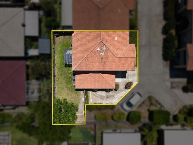 Townhouse for sale in Deception Bay, Queensland