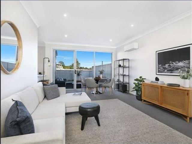 Townhouse for rent in Dapto, Wollongong City Council