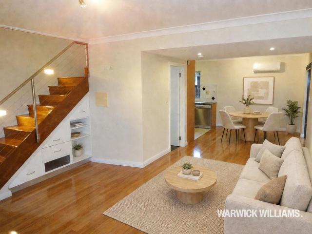 Townhouse for rent in Sydney, New South Wales