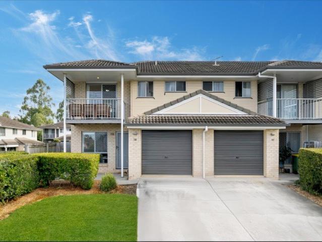 Townhouse for sale in Toombul, Queensland