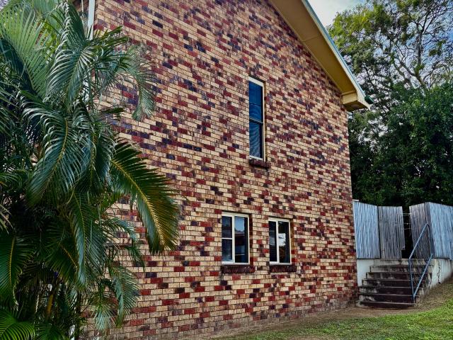 House for sale in Slade Point