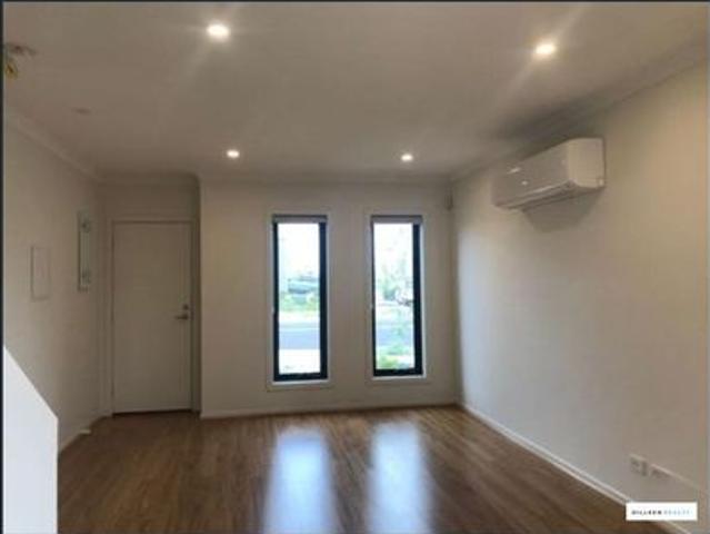 Townhouse for rent in Camerons Creek, Victoria