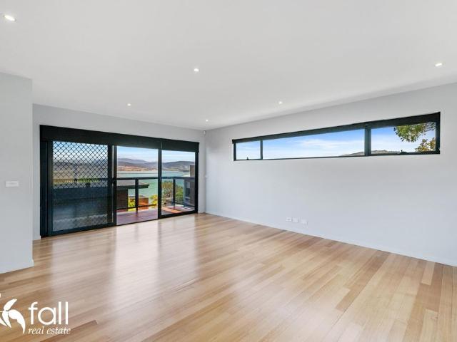 Townhouse for rent in Hobart, Tasmania