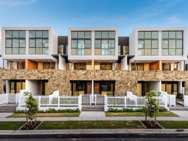 Townhouse for rent in Toombul, Queensland